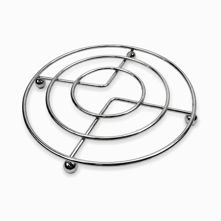 Round chrome wire trivet with 3 concentric rings and 4 ball feet